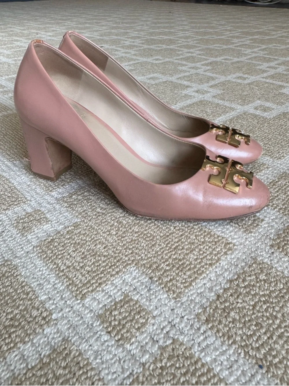 Tory Burch Raleigh Logo Pumps Blush Oak Block Heel Leather Size 5